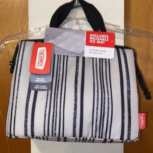 🤍🖤🤍NWT Thermos IsoTec Premium Insulated Lunch Duffel w/Reusable Ice Mat